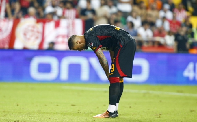 Galatasaray'da gol sorununa 'BAY BAY'