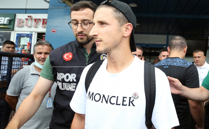 Trabzonspor yeni transferine kavu�tu! �lk s�zler...