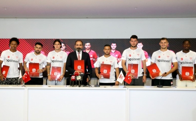 Sivasspor, yeni transferlerini tantt