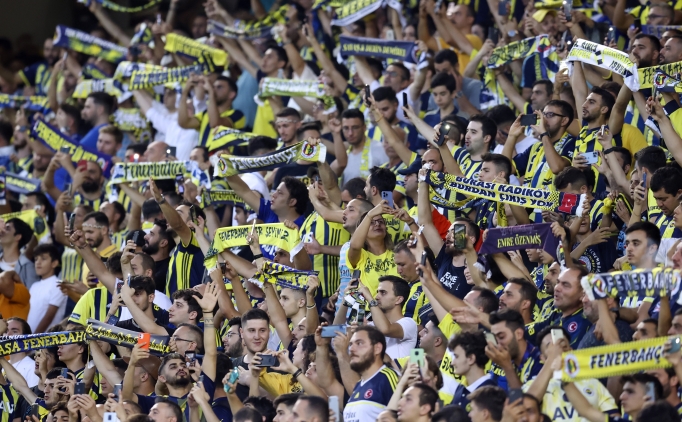 Fenerbahçeli taraftarlardan yoğun destek