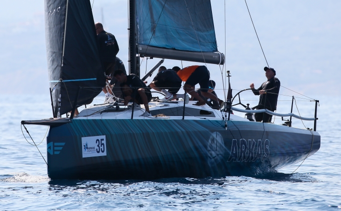 Arkas Ege Akdeniz Yat Yar, eme'de balad