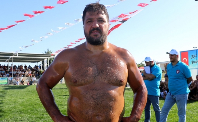 Recep Kara: 'Gen� pehlivanlar�n gelmesi �ok �nemli'