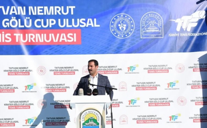 Bitlis'te tenis turnuvas heyecan