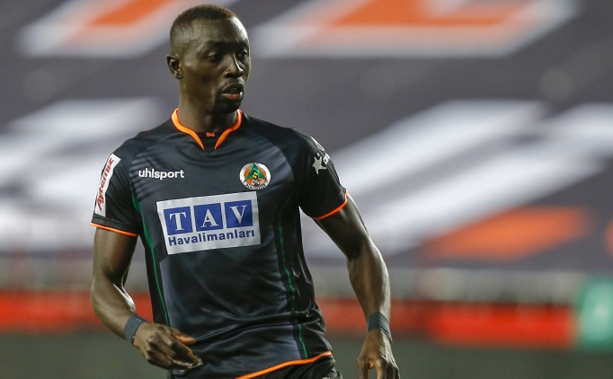 Papiss Cisse, Alanya'ya haber yollad