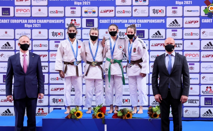 Zilan Ertem'den alt�n madalya