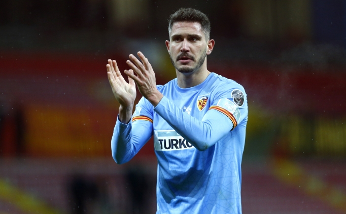 Be�ikta�'ta B plan�: Mert �etin