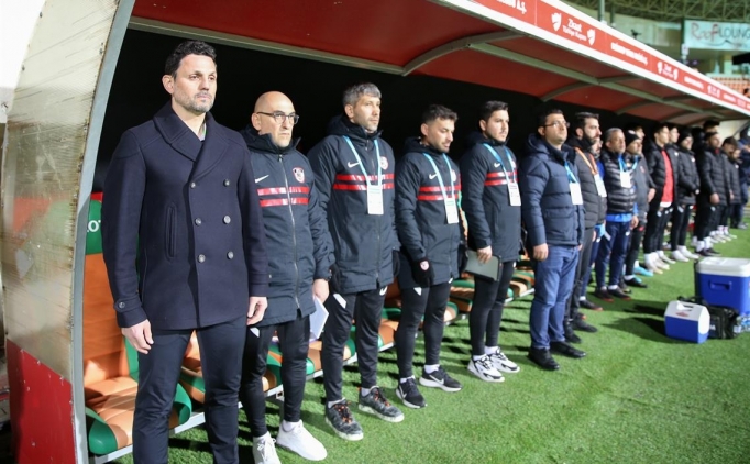 Erol Bulut: 'O ki�i karaktersizli�ini g�sterdi'