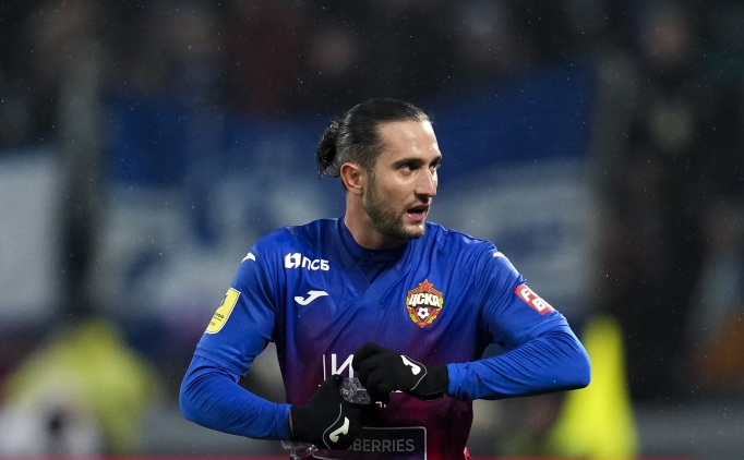 Yusuf Yaz�c�, CSKA Moskova'dan ayr�ld�