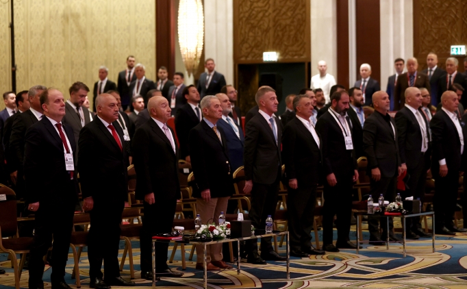 Kul�pler Birli�i Vakf�, yeni ba�kan�n� se�iyor