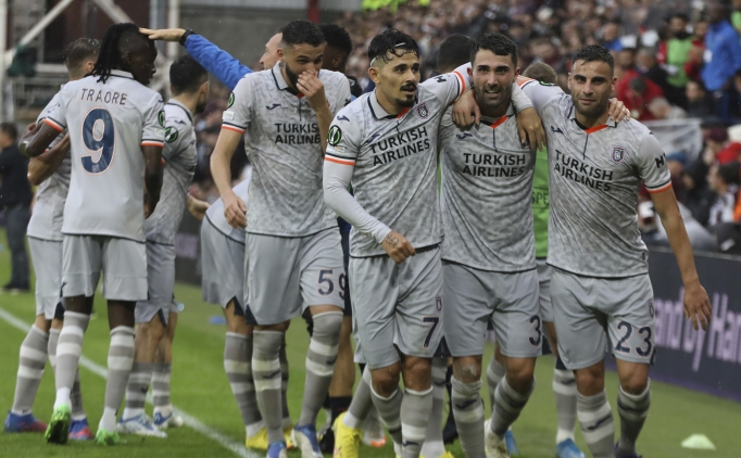 Başakşehir - Fiorentina: 11'ler