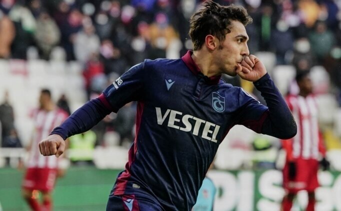 Abd�lkadir �m�r i�in dudak u�uklatan rakam