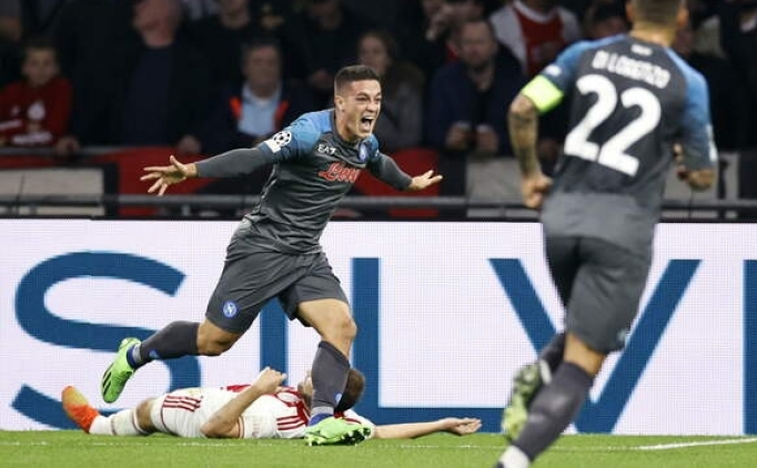 Napoli Ajax deplasmanndan farkl dnyor