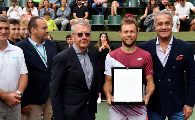 �stanbul'da Radu Albot r�zgar� esti, �ampiyon oldu!