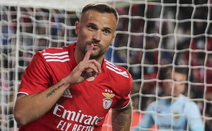 Haris Seferovic, ad�m ad�m Galatasaray'a