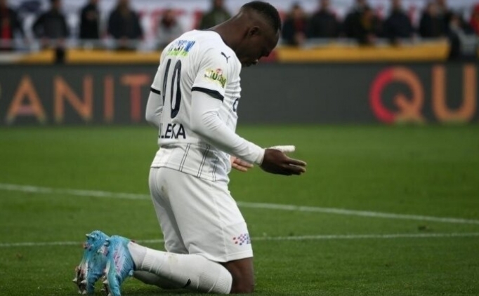 S�per Lig'de gol krall��� yar��� k�z��t�!