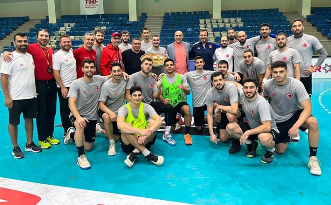 Milli hentbolcular, 2024 Avrupa �ampiyonas� haz�rl�klar�n� s�rd�r�yor