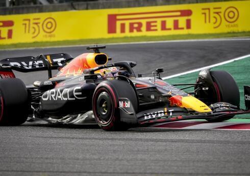 Max Verstappen'den �ampiyonluk 'pole'u