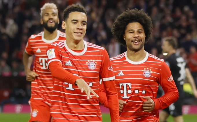 Bayern bu kez Werder Bremen'e şov yaptı