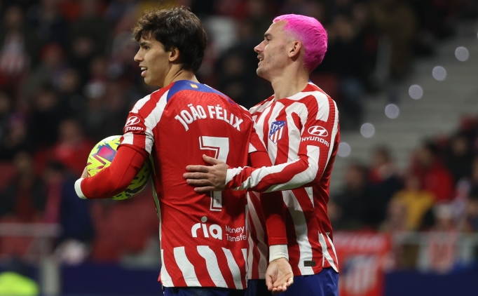 3 k�rm�z�, 2 gol ve 1 pembe sa�l� Griezmann!
