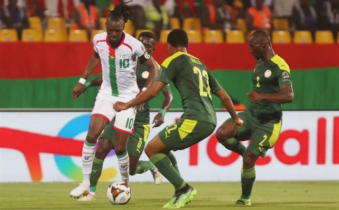 Afrika Kupas�'nda ilk finalist Senegal oldu