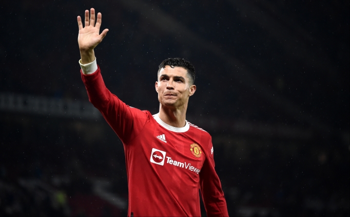 Ronaldo'nun saatinin değeri dudak uçuklattı!