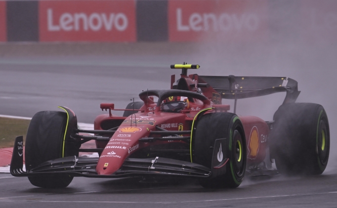 Silverstone'da s�rpriz: Carlos Sainz!
