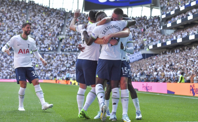 Tottenham'da evinde 4 goll� a��l��