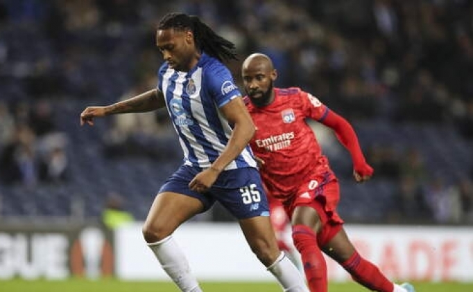 Fenerbahe'ye Yunanistan'dan stoper