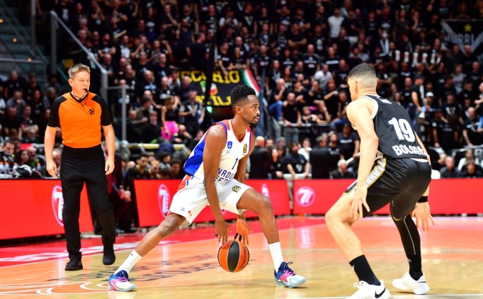 Anadolu Efes seriye balad!