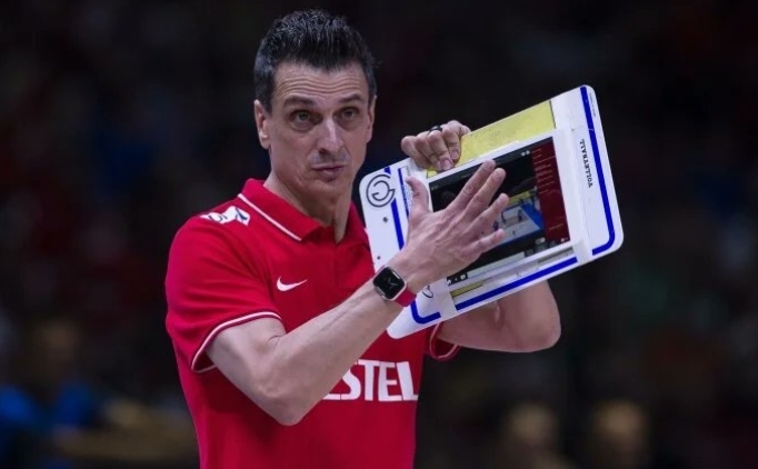 Giovanni Guidetti, S�rbistan Milli Tak�m�'n�n ba��na ge�ti