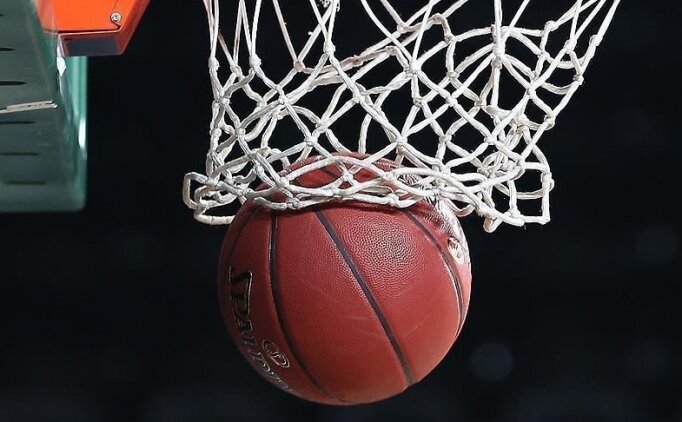 FIBA'dan T�rk kad�n hakem �zlem Yalman'a g�rev