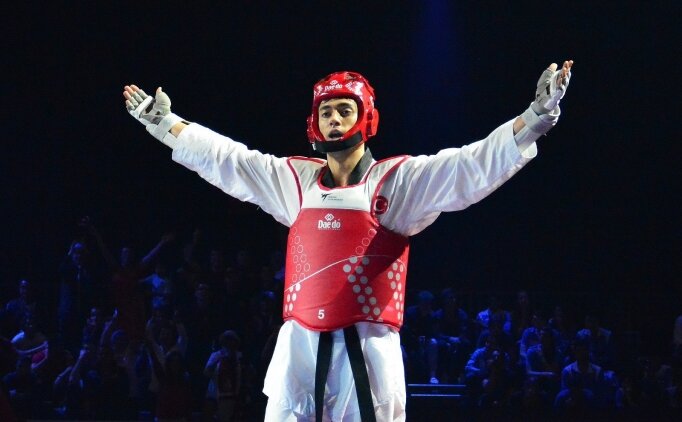 Emre Kutalm�� Ate�li'den alt�n madalya