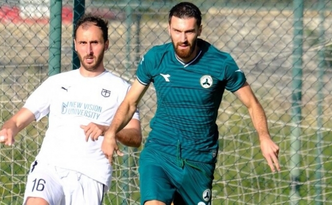 Giresunspor'da gzler Bajic'te!