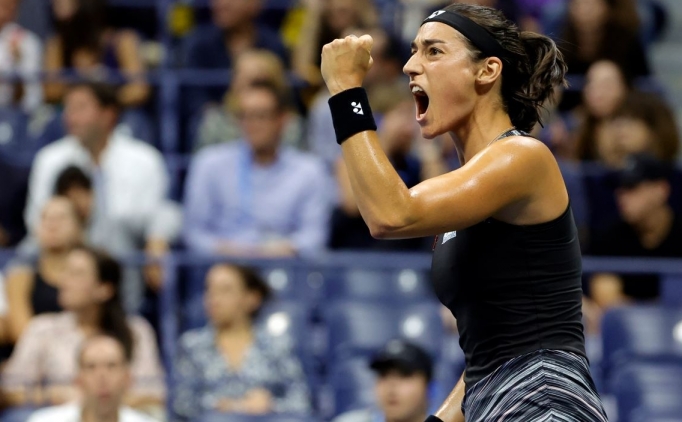 ABD Ak'ta ilk yaand! Yar finalistler...