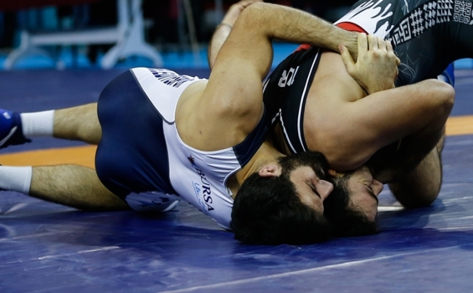 23 Ya� Alt� Avrupa G�re� �ampiyonas� ba�l�yor