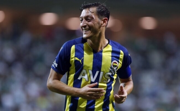Fenerbah�e'de 200 milyonluk Mesut �zil krizi!