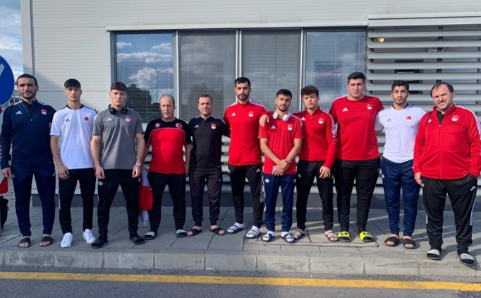 Milliler Avrupa Şampiyonası için yola çıktı