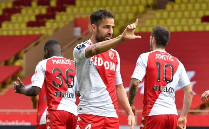 Monaco'da Cesc Fabregas'a veda