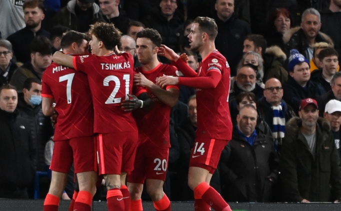 Liverpool, koronavirs nedeniyle tesislerini kapatt