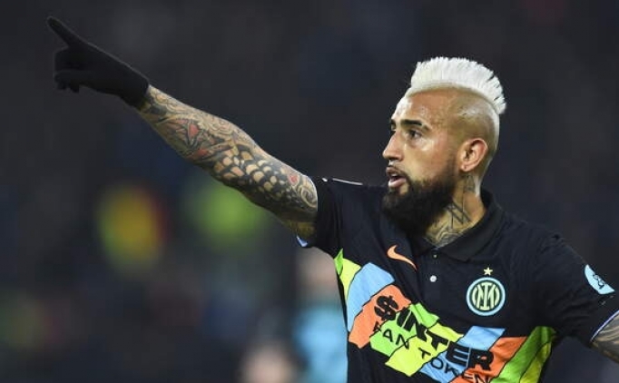 Galatasaray'dan Vidal'e yllk 3 milyon euro