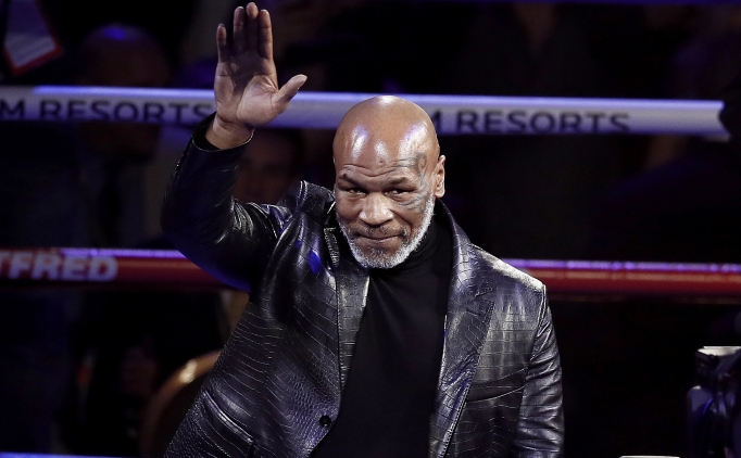 Messi'nin koruyucu meleği; Mike Tyson
