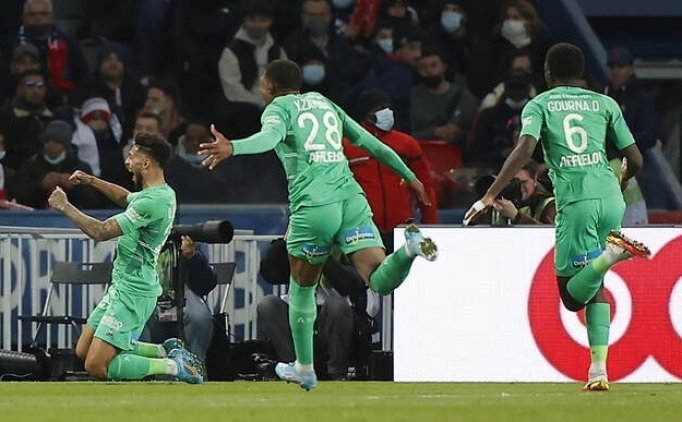 Be�ikta�'a, St. Etienne piyangosu