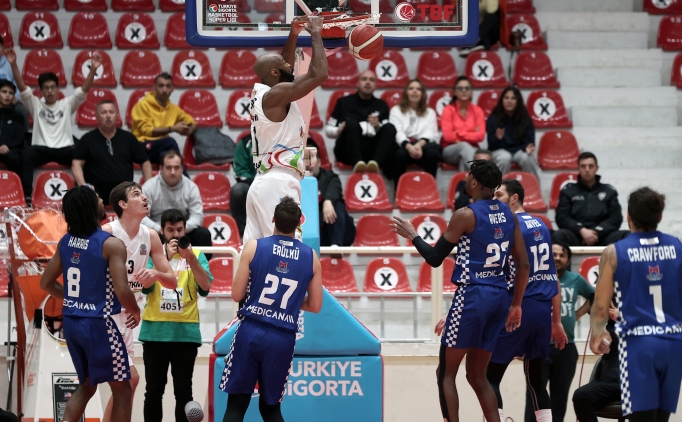 Aliağa Petkimspor, taraftarı önünde kazandı!