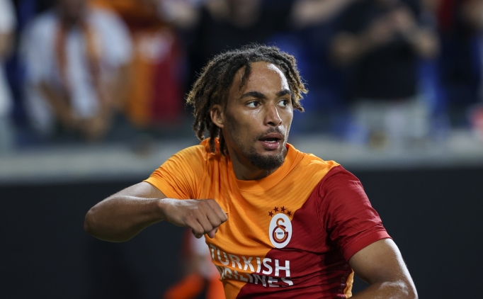 Galatasaray, Sacha Boey i�in pazarl�k masas�nda