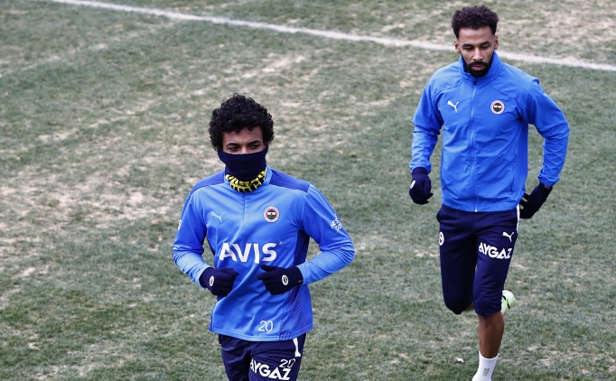 Fenerbahe'de kamp kadrosunda eksikler var