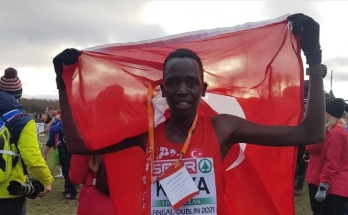 Milli atlete dopingten 3 y�l ceza