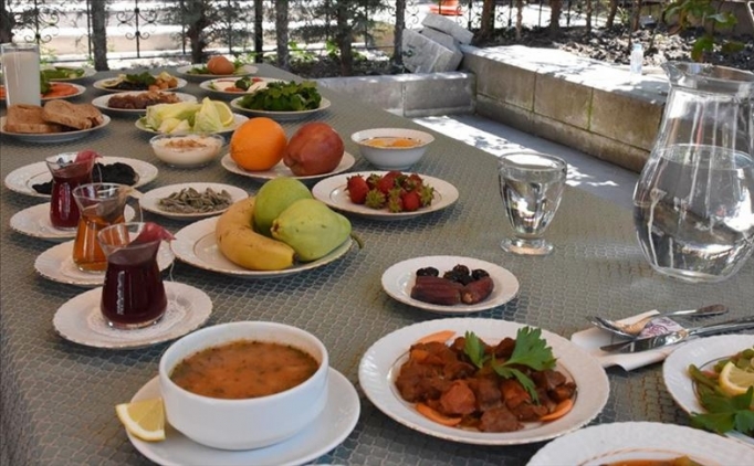 Sahurda yenmesi gereken tok tutan yiyecekler nelerdir?
