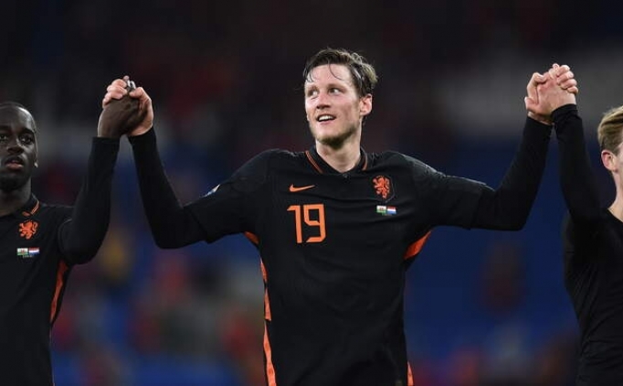 Beşiktaş Weghorst'u İstanbul'a getiriyor