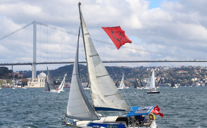 Cumhurba�kanl��� Yat Yar��lar�'nda kupa Ar�elik Yelken Tak�m�'n�n