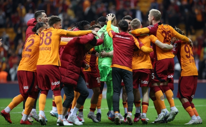 Sper Lig'de 3 puanl sisteme Galatasaray damgasn vurdu